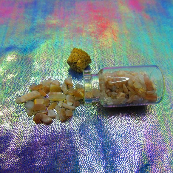 Peach Moonstone Gemstone Chips In A Bottle Embellishments Natural - Picture 1 of 3